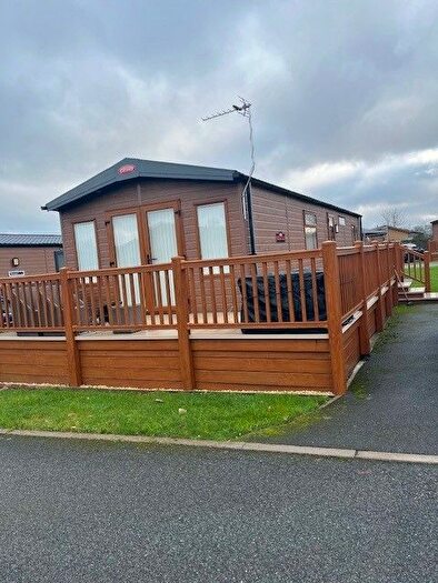 2 Bedroom Mobile/park Home For Sale In Abbey Lane, Lathom, Ormskirk, L40