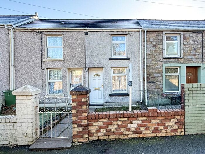 2 Bedroom Terraced House For Sale In High Street, Hirwaun, Aberdare, CF44