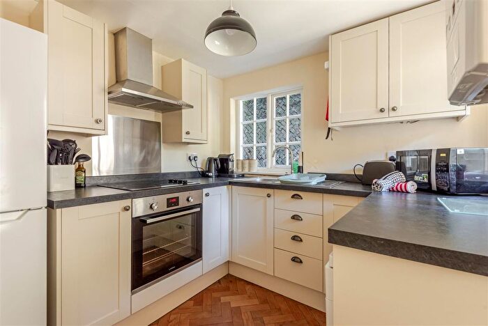 2 Bedroom Cottage To Rent In Rostherne Lane, Rostherne, Knutsford, WA16