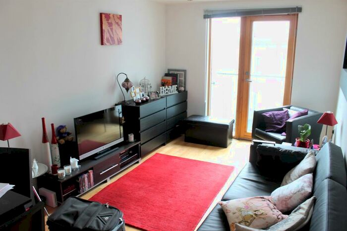 1 Bedroom Flat To Rent In Crozier House, Clarence Dock, Leeds, LS10