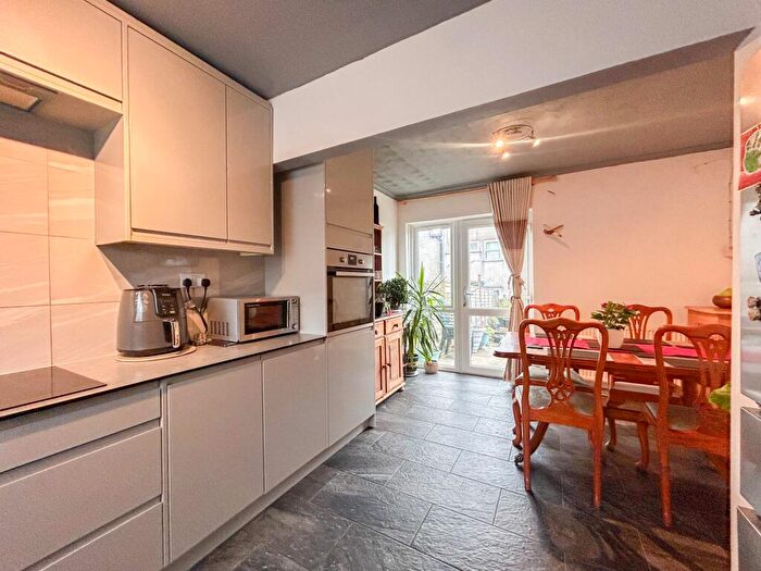 3 Bedroom Terraced House For Sale In The Courtlands, Greenmeadow, NP44
