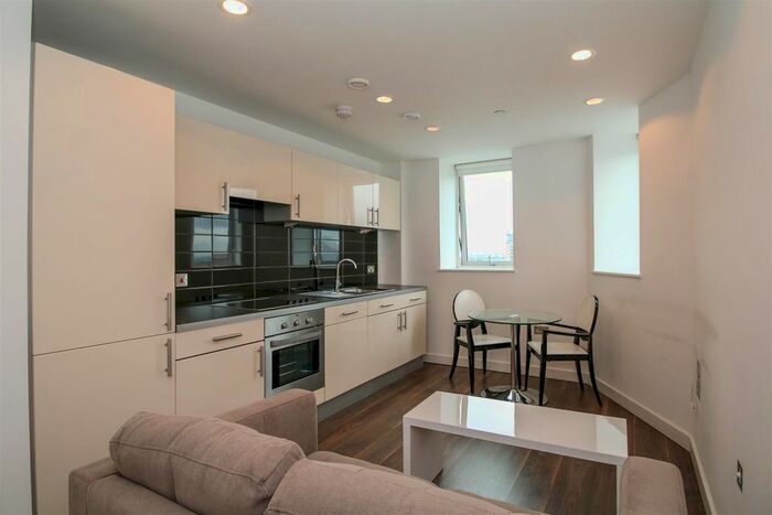 1 Bedroom Flat To Rent In Blue, Media City Uk, Salford M50