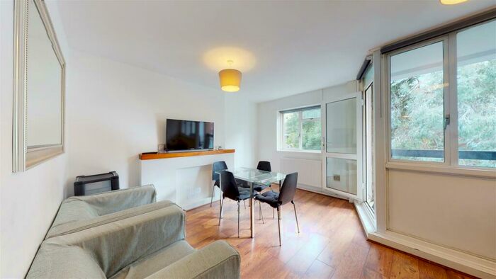 3 Bedroom Apartment To Rent In Stepney Green, Stepney Green, E1