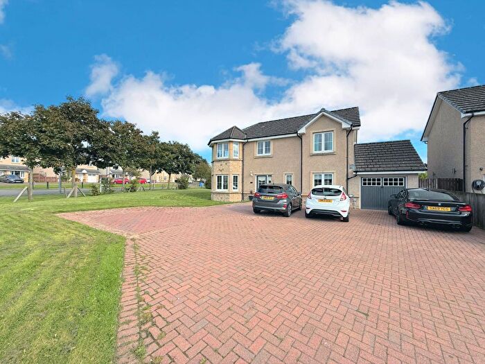 4 Bedroom Detached House For Sale In Sandypiper Meadow, Alloa, FK10