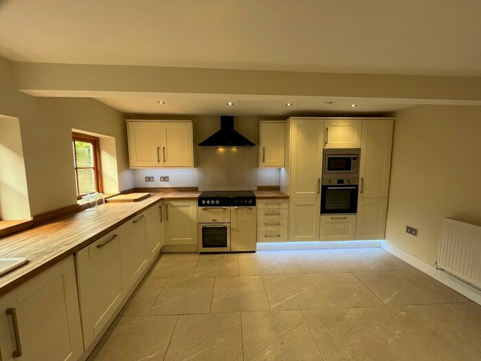 5 Bedroom Cottage To Rent In Melton Road, Waltham-on-the-Wolds, LE14