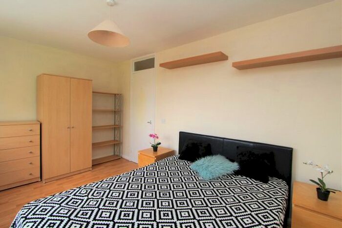 1 Bedroom Flat To Rent In North Road, South Ealing, London, W5