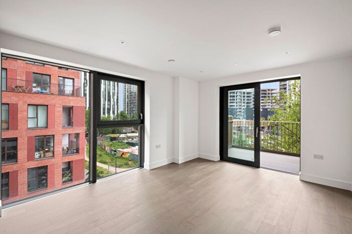 1 Bedroom Flat To Rent In Hawksbury Heights, Park &amp; Sayer, SE17