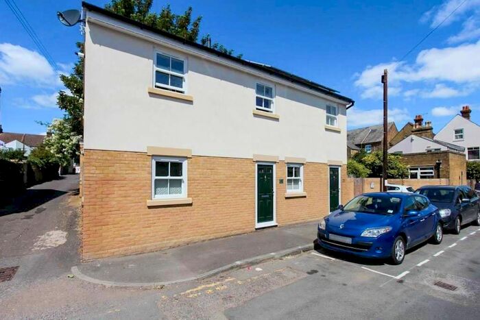 1 Bedroom Property To Rent In Rock Road, Sittingbourne, ME10