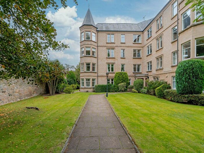 2 Bedroom Flat For Sale In St. Margarets Place, Edinburgh, EH9