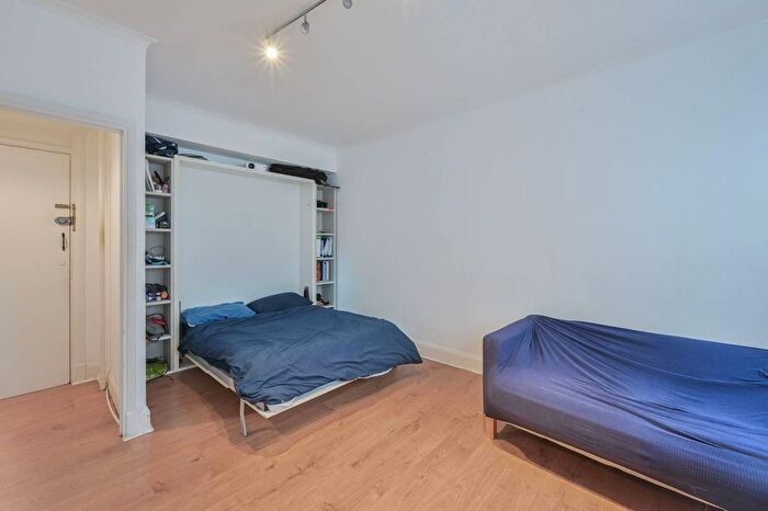 Studio To Rent In Sloane Avenue, Chelsea, London, SW3