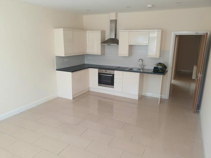 1 Bedroom Flat To Rent In London Rd, Cowplain PO8