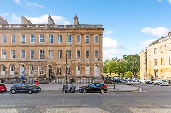 2 Bedroom Flat For Sale In Great Pulteney Street, Bath, BA2