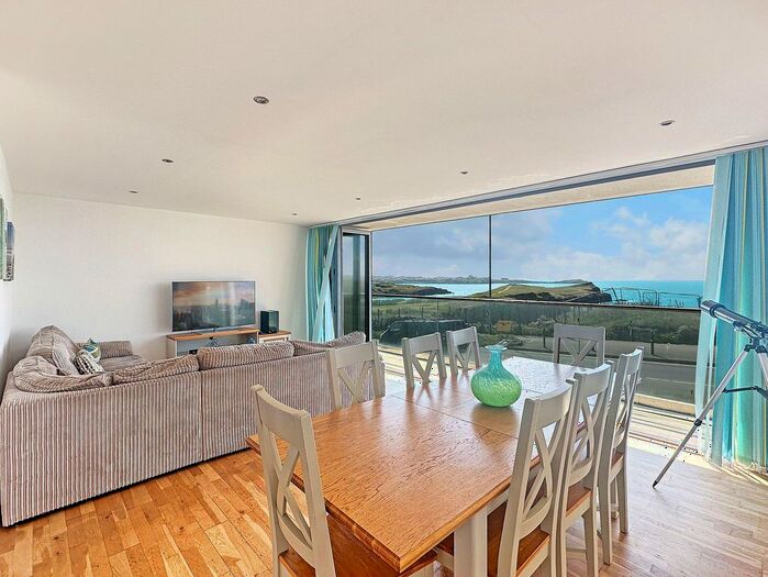 2 Bedroom Flat To Rent In Watergate Road, Newquay, TR7