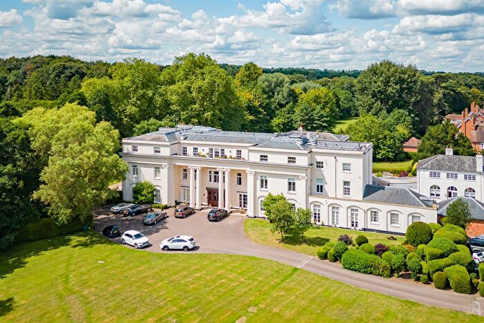 4 Bedroom Flat For Sale In Tewin Water, Welwyn, AL6