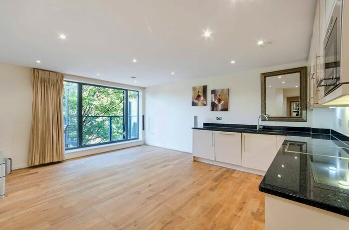 2 Bedroom Flat To Rent In Maida Vale, Maida Vale, London, W9