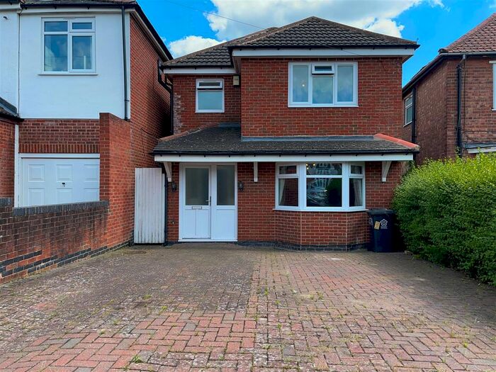 3 Bedroom Semi-Detached House To Rent In Pine Tree Avenue, Leicester, LE5