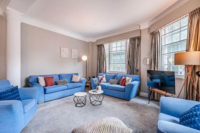 2 Bedroom Flat To Rent In Brompton Road, London, SW3