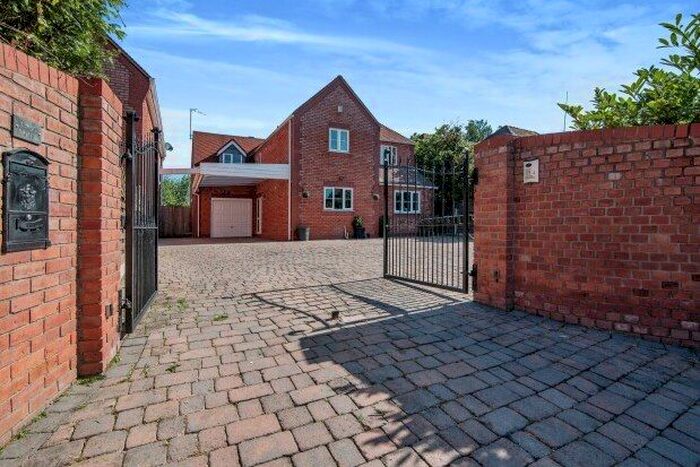 6 Bedroom Property To Rent In Danes Green, Worcester, WR3