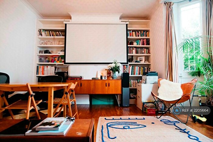 2 Bedroom Maisonette To Rent In Shore Road, London, E9