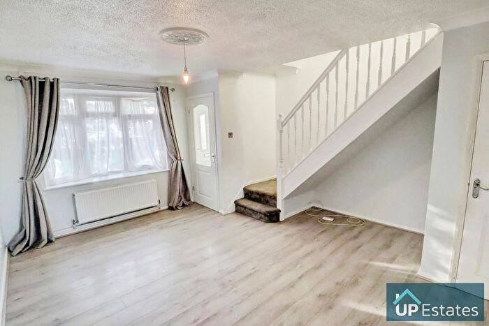 2 Bedroom End Of Terrace House To Rent In Rosemullion Close, Exhall, Coventry, CV7