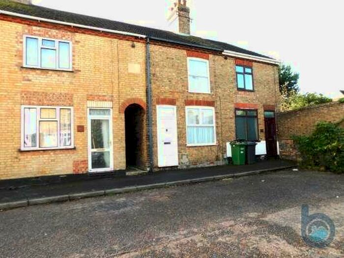 2 Bedroom Terraced House To Rent In Silver Street, Peterborough, Cambridgeshire, PE2