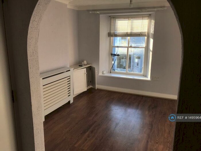 1 Bedroom Flat To Rent In Easton Street, Portland, DT5