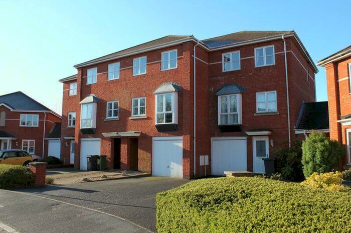 4 Bedroom Town House To Rent In Horseguards, Exeter, EX4