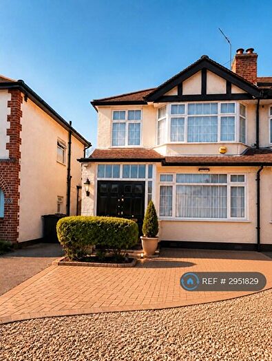 3 Bedroom Semi Detached House To Rent In Gander Green Lane, Sutton, SM3