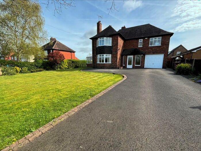 4 Bedroom Detached House For Sale In Rectory Road, Duckmanton, Chesterfield, S44