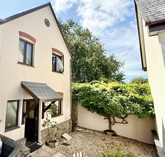 3 Bedroom End Of Terrace House For Sale In Chapel Street, Braunton, EX33