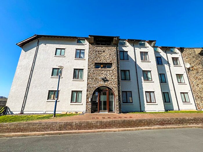 2 Bedroom Flat For Sale In Y Lanfa, Trefechan, SY23