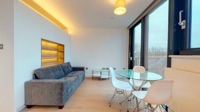 Studio To Rent In Highgate Hill, N19