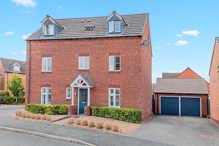 4 Bedroom Detached House For Sale In Hastings Meadow Close, Kirby Muxloe, LE9
