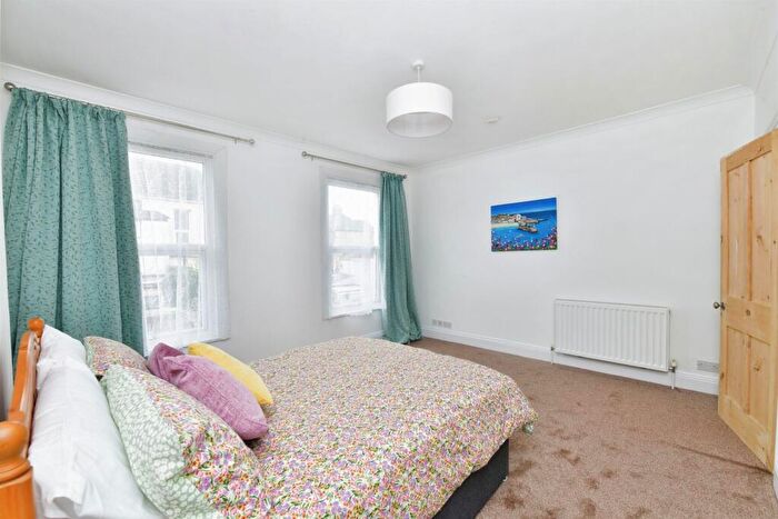 2 Bedroom Cottage For Sale In Sidmouth Cottages, Plymouth, PL4