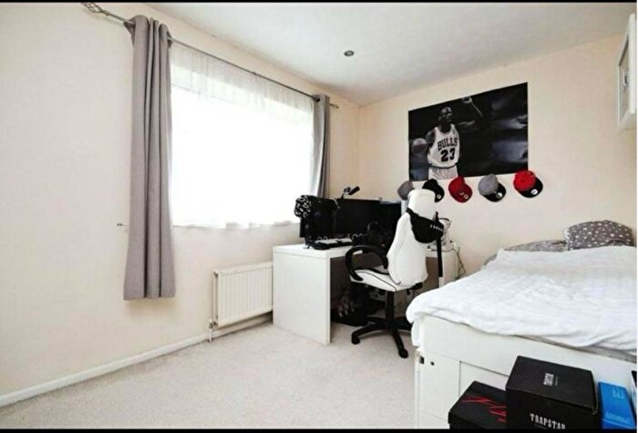 1 Bedroom Semi-Detached House To Rent In Failsworth Close, Nottingham, NG11