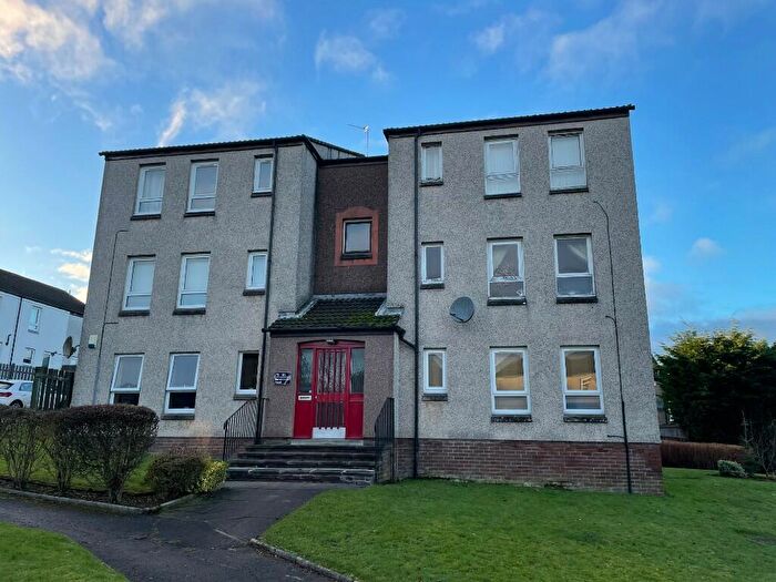 Studio To Rent In Birkenburn Road, G67