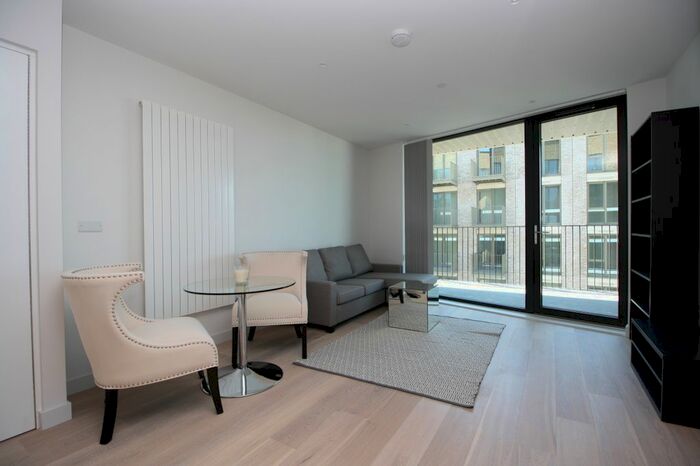 1 Bedroom Flat To Rent In Mercier Court, Royal Wharf, Royal Docks, E16