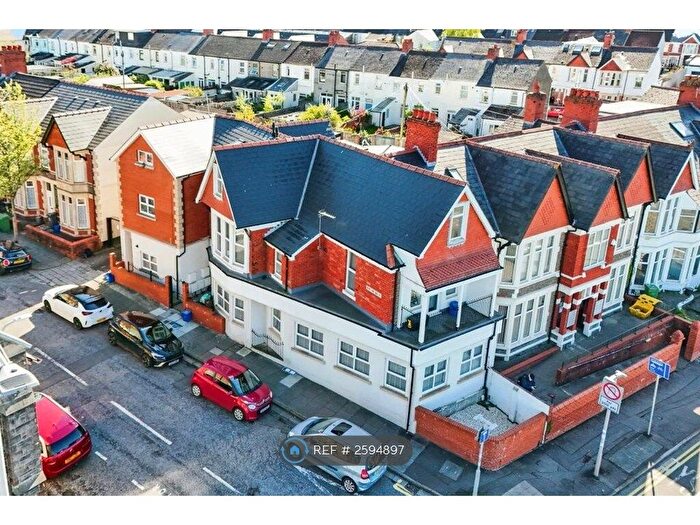 2 Bedroom Flat To Rent In North Road, Cardiff, CF14