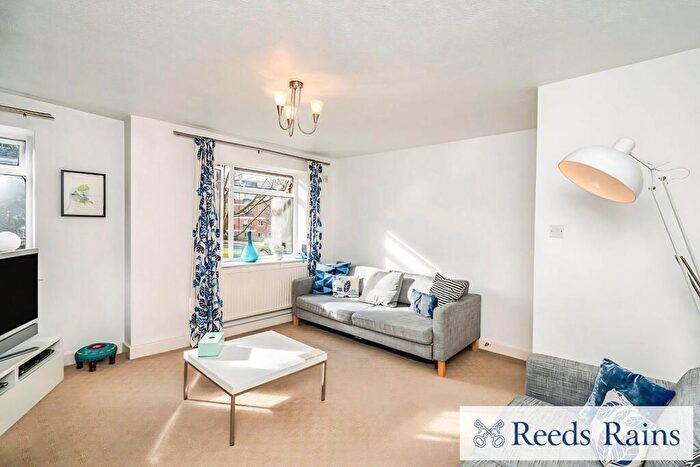 2 Bedroom Apartment To Rent In Eccles New Road, Salford, Greater Manchester, M5