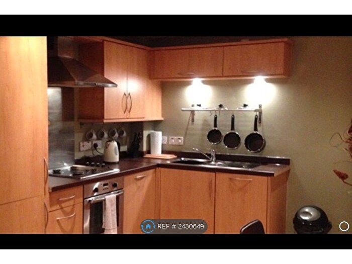 2 Bedroom Flat To Rent In The Atrium, Nottingham, NG2