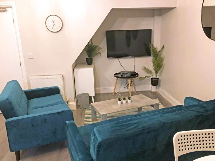 5 Bedroom Terraced House For Sale In Queens Road, Highfield, Sheffield, S2