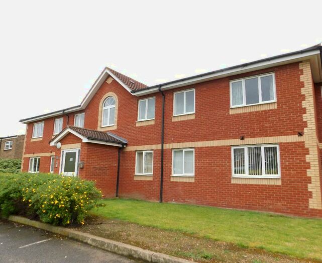 2 Bedroom Flat To Rent In Peterhouse Close, Peterborough, Cambridgeshire, PE3
