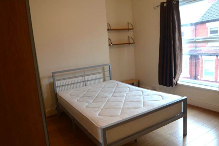 5 Bedroom House To Rent In Landcross Road, Fallowfield, Manchester, M14