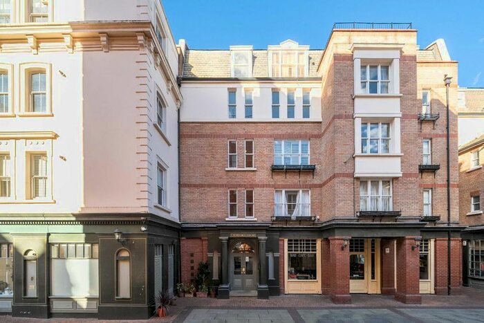 2 Bedroom Flat To Rent In Galen Place, London, WC1A