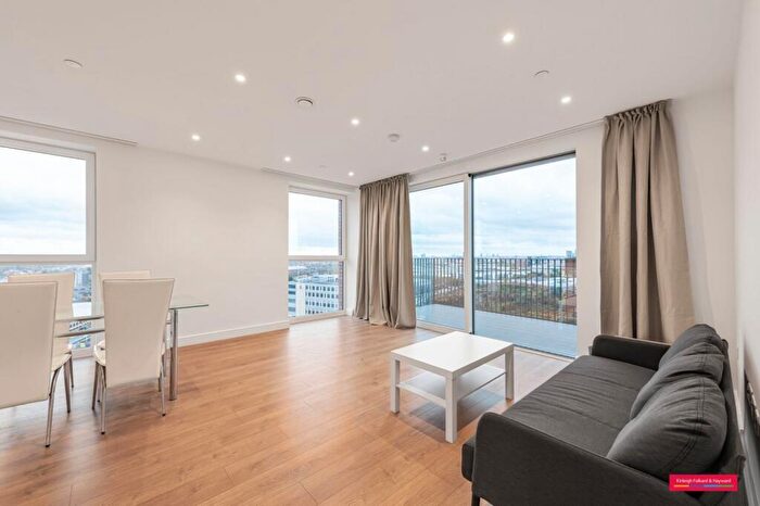 2 Bedroom Flat To Rent In Quay Walk, Wembley, HA0