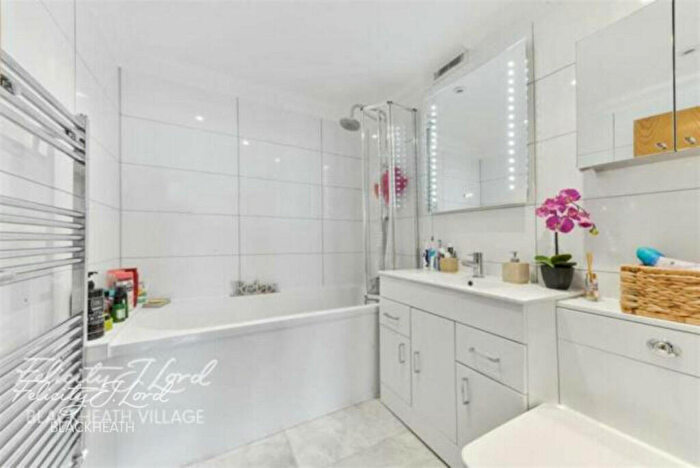 2 Bedroom Apartment To Rent In Master Gunner Place, London, SE18