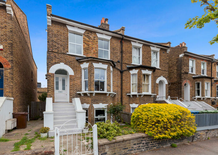 1 Bedroom Flat To Rent In Tyrrell Road East Dulwich, SE22
