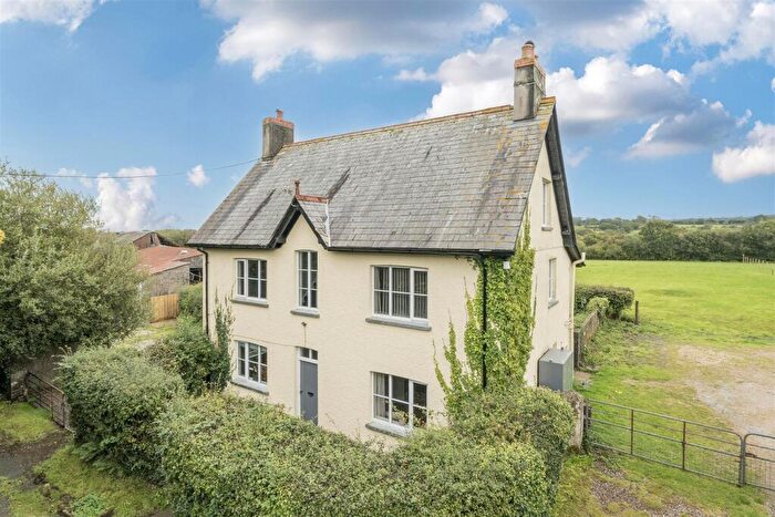 5 Bedroom Detached House For Sale In Beaworthy, EX21