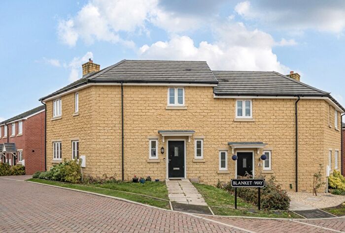 3 Bedroom Semi Detached House For Sale In Point Place, Witney, OX28