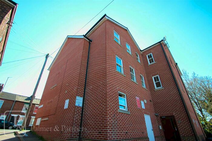 1 Bedroom Apartment To Rent In Barrack Street, Colchester, Essex, CO1